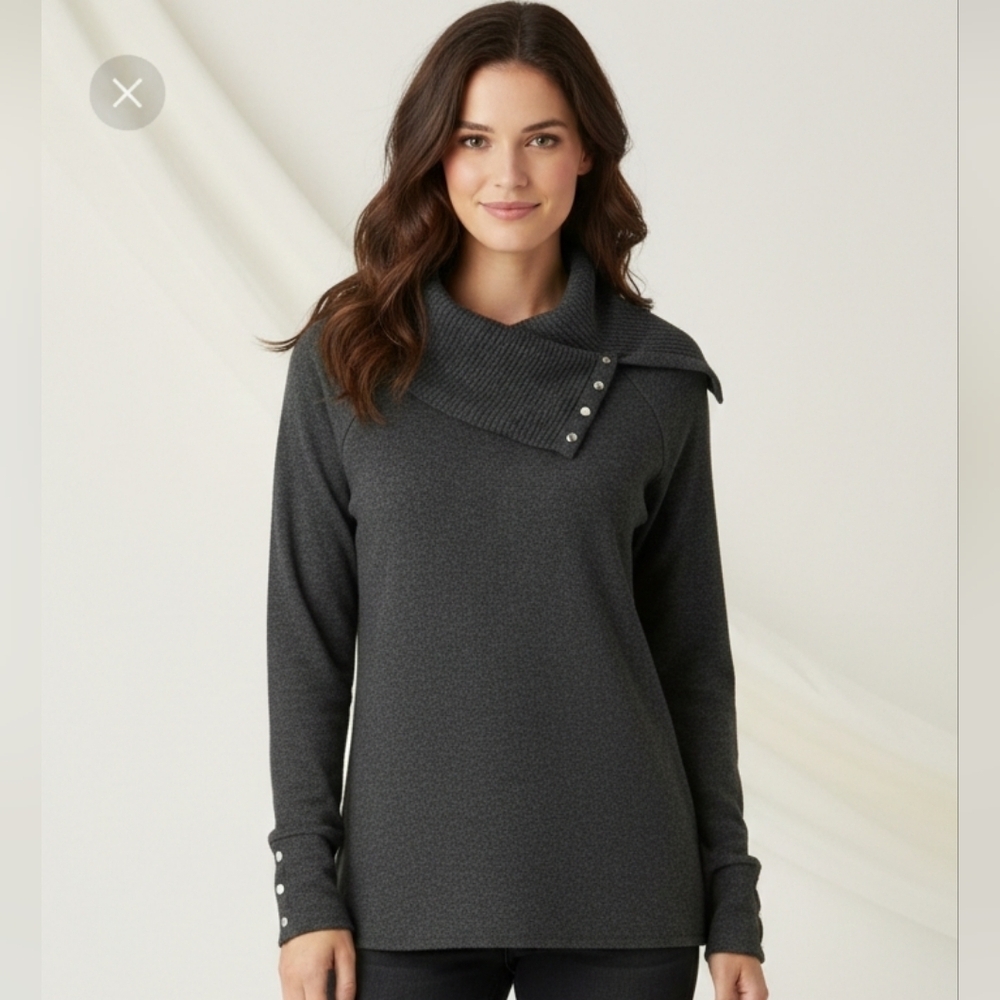 Rafaela grey sweater detail neck and sleeves XL